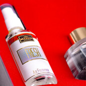 Cutie Cadou Karoma 3 piese, Parfum rufe Angel, 200 ml, Odorizant auto Fresh, 50 ml si Odorizant camera cu bete ratan Happy, 50 ml